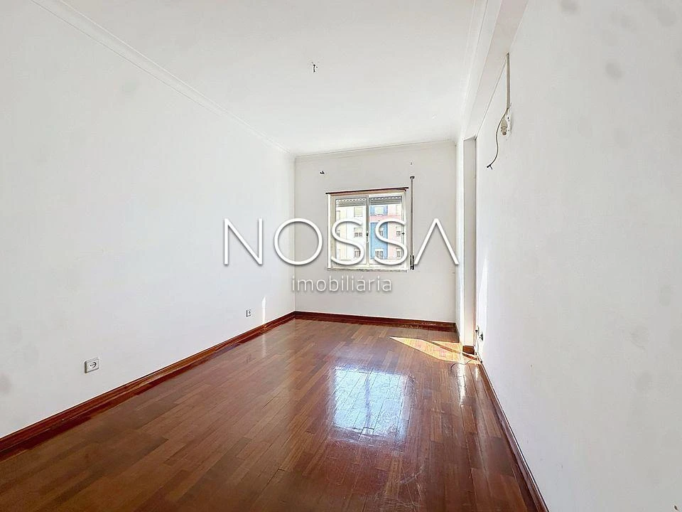 Apartamento T2 para Venda em Corroios Foto 20