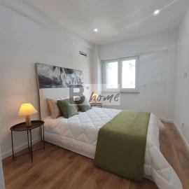 Apartamento T3 para Venda em Benfica