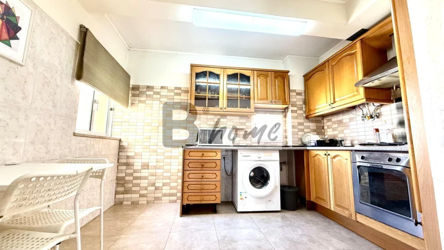 Apartamento T2 para Venda em Caparica e Trafaria Foto 7