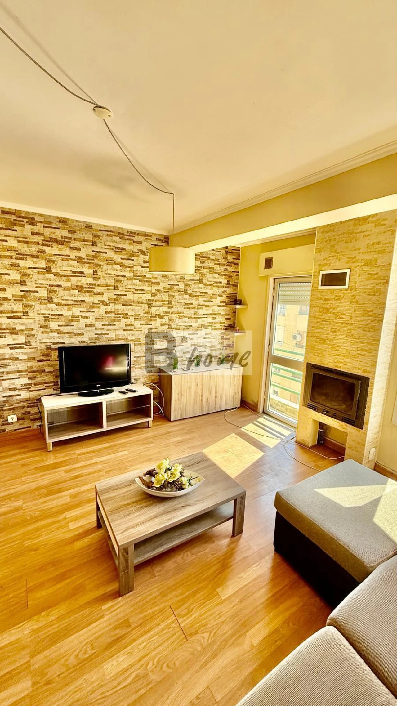 Apartamento T2 para Venda em Caparica e Trafaria Foto 1