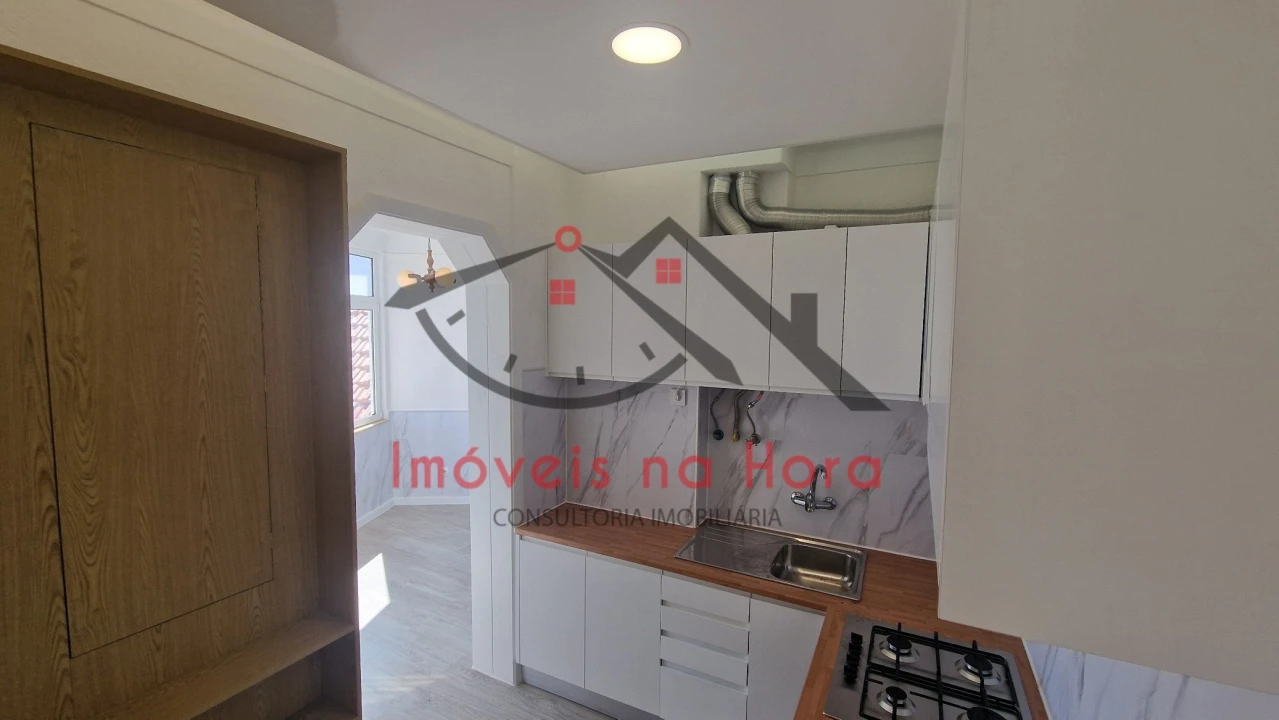 Apartamento T2 para Venda em São Vicente Foto 6