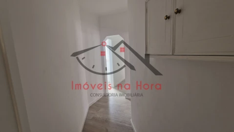 Apartamento T2 para Venda em São Vicente