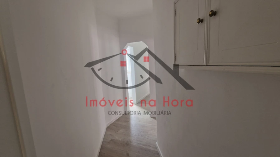 Apartamento T2 para Venda em São Vicente Foto 17
