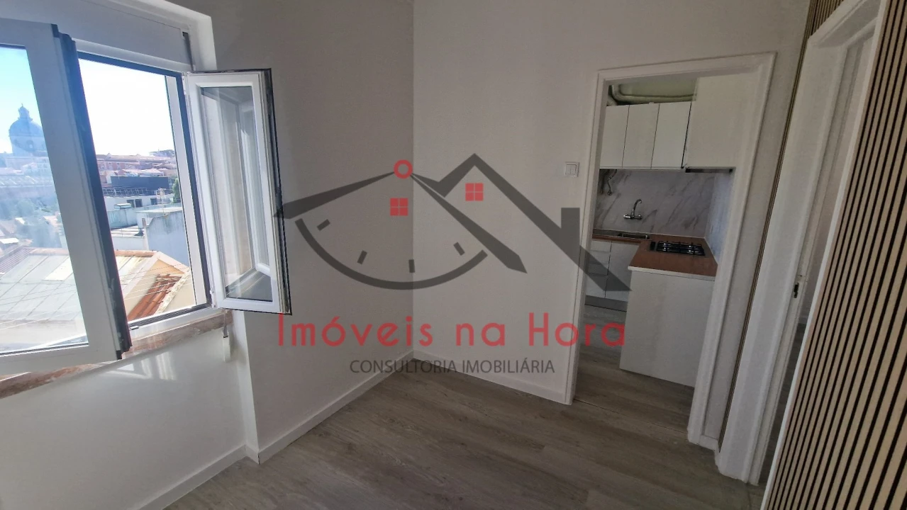 Apartamento T2 para Venda em São Vicente Foto 8