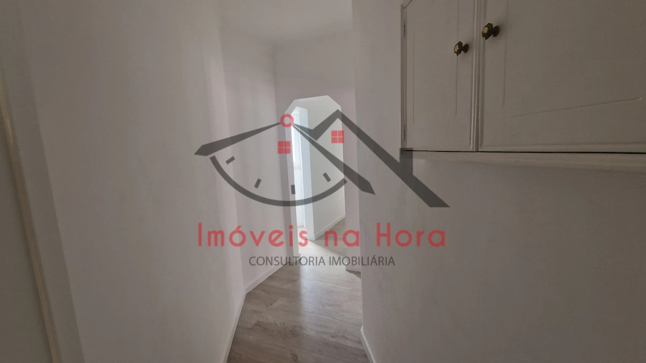 Apartamento T2 para Venda em São Vicente Foto 17
