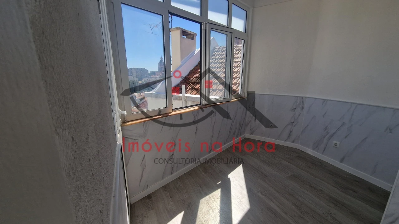 Apartamento T2 para Venda em São Vicente Foto 4