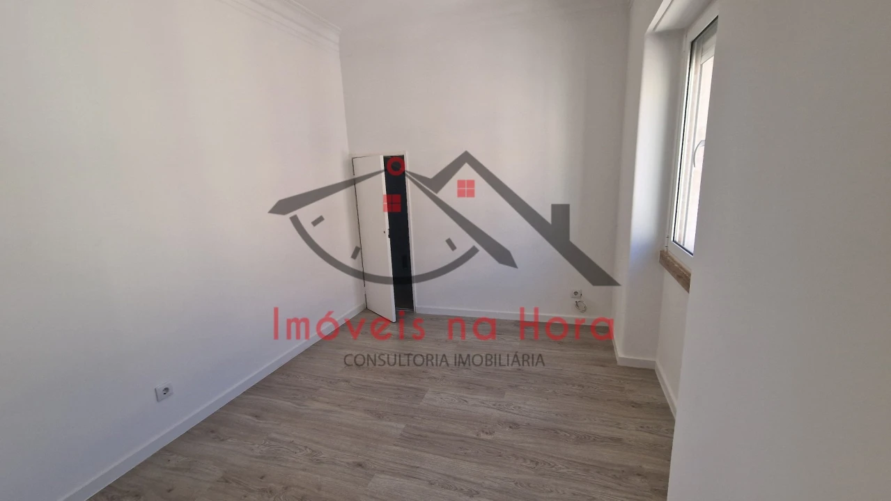 Apartamento T2 para Venda em São Vicente Foto 20
