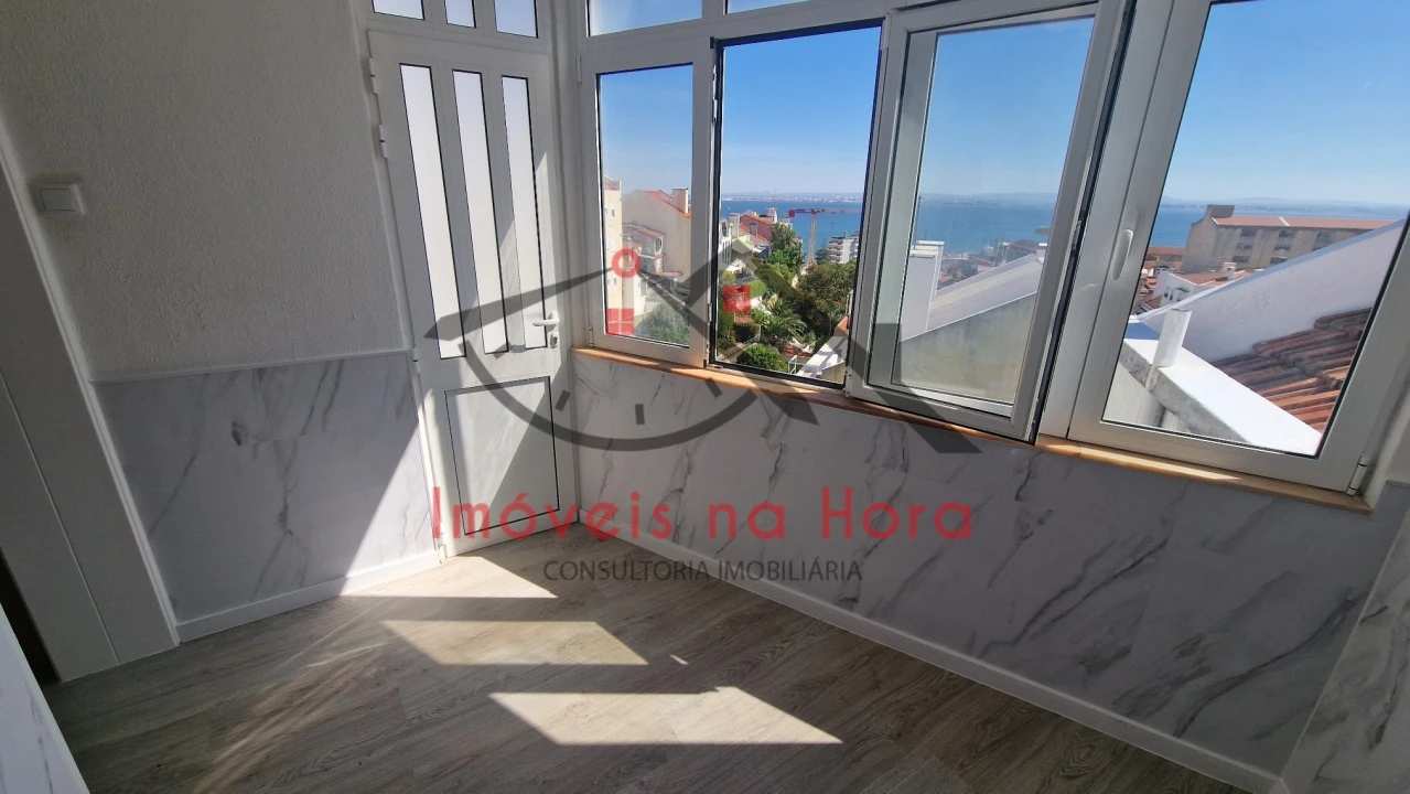 Apartamento T2 para Venda em São Vicente Foto 2