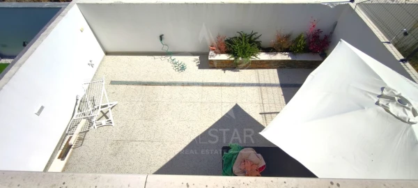 Moradia T3 para Venda em Nossa Senhora do Pópulo, Coto e São Gregório