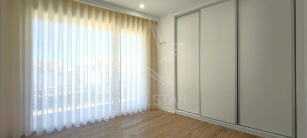 Moradia T3 para Venda em Nossa Senhora do Pópulo, Coto e São Gregório