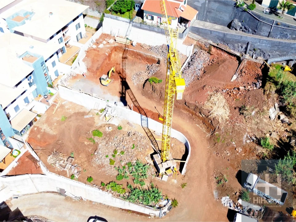 Moradia T3 para Venda em Caniço Foto 9