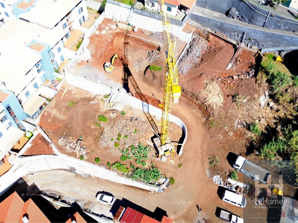 Moradia T3 para Venda em Caniço Foto 9