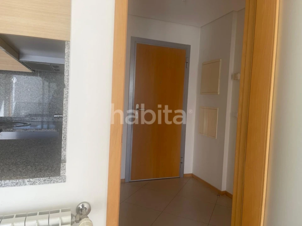 Apartamento T1 para Venda em Mafamude e Vilar do Paraíso Foto 13