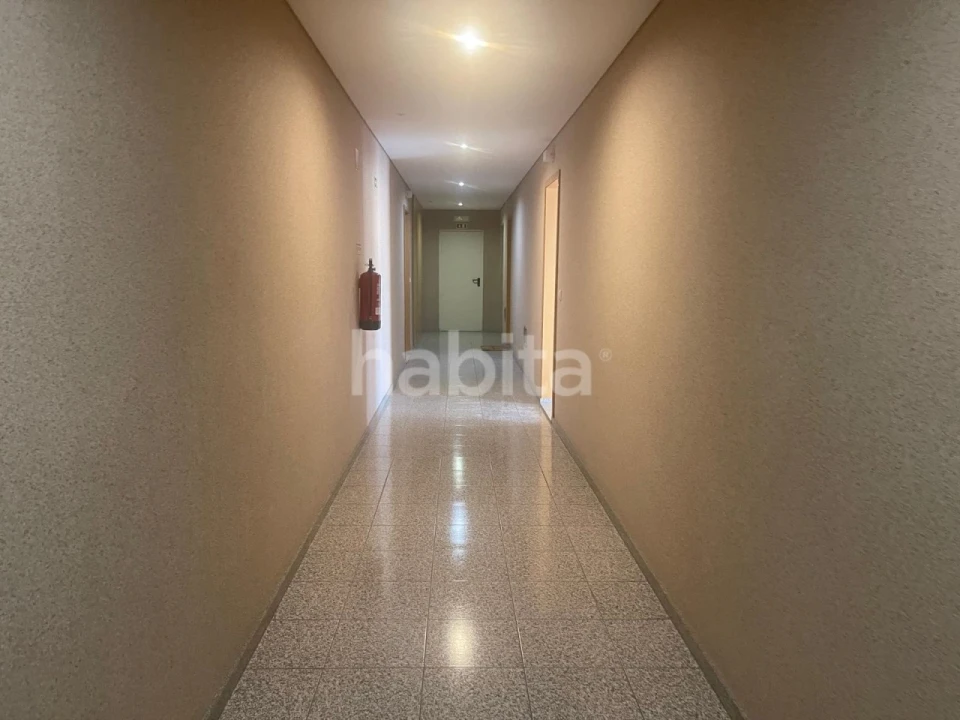 Apartamento T1 para Venda em Mafamude e Vilar do Paraíso Foto 16