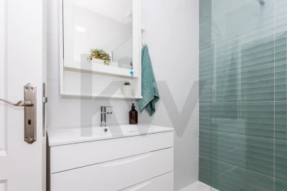 Apartamento T2 para Arrendamento em Misericórdia