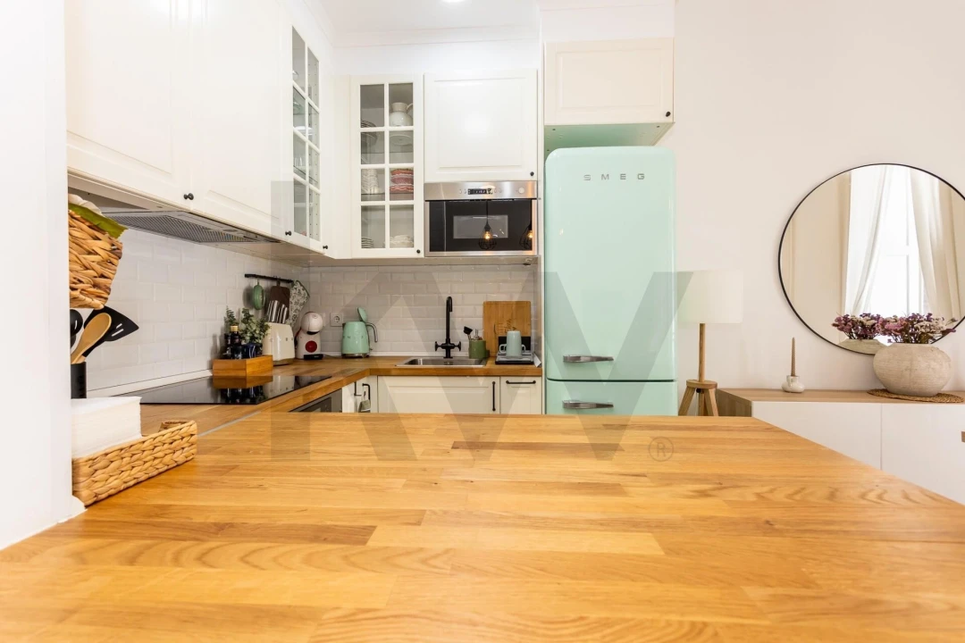 Apartamento T2 para Arrendamento em Misericórdia Foto 5