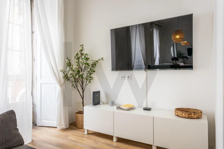 Apartamento T2 para Arrendamento em Misericórdia Foto 7