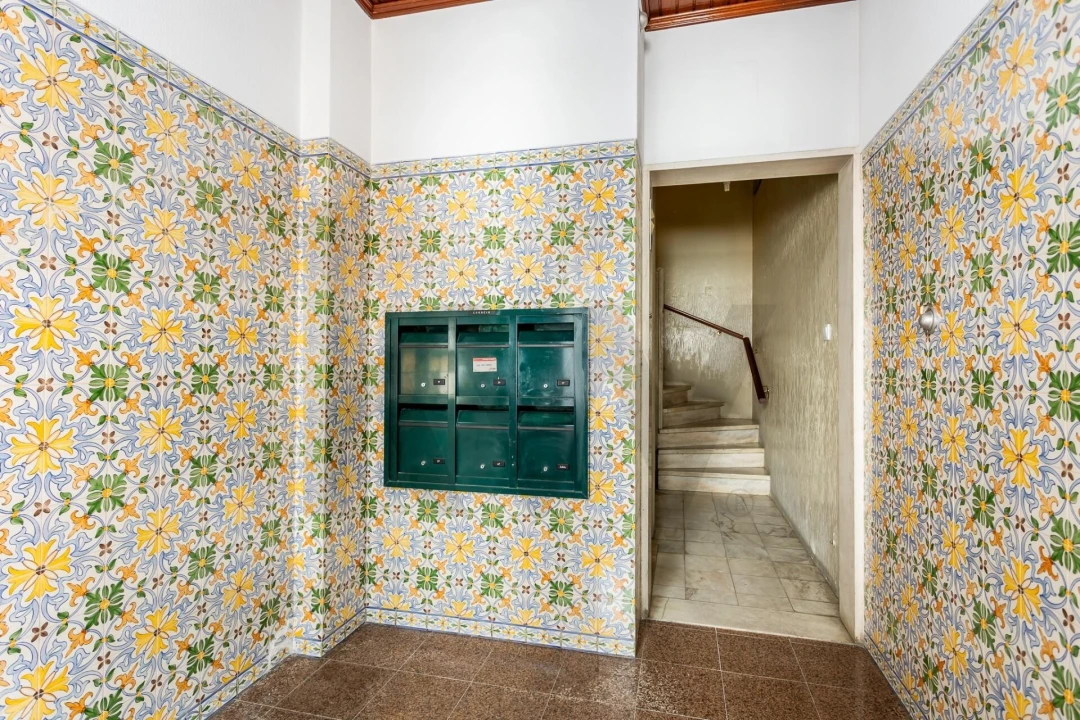 Apartamento T2 para Arrendamento em Misericórdia Foto 19