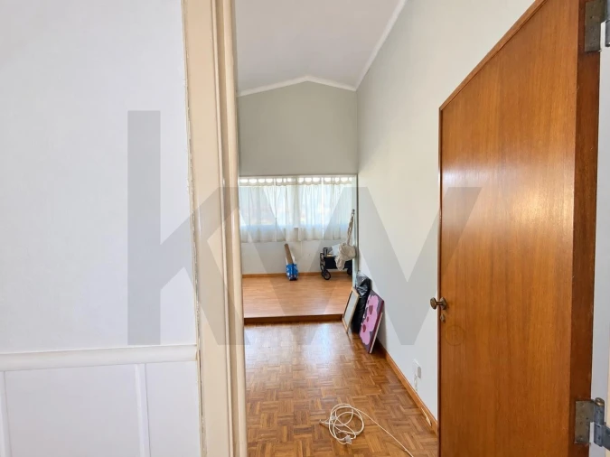 Apartamento T1 para Venda em Rio de Mouro Foto 15