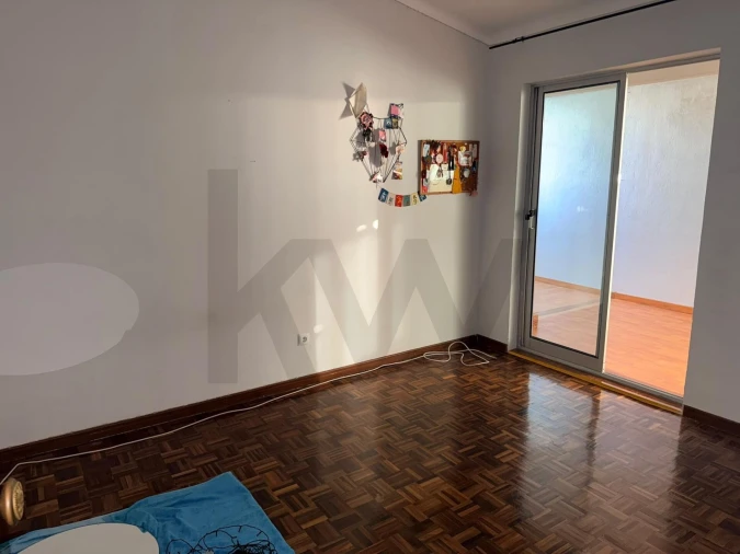 Apartamento T1 para Venda em Rio de Mouro Foto 8
