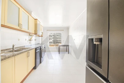 Apartamento T3 para Venda em Ericeira