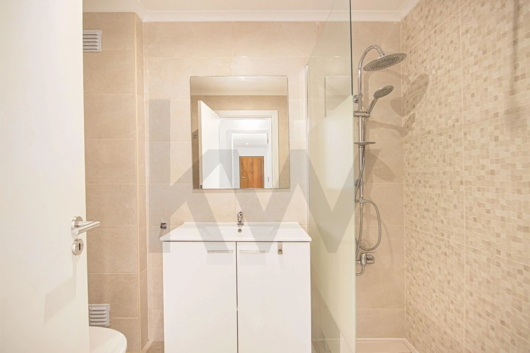 Apartamento T3 para Venda em Ericeira Foto 9