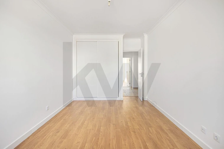 Apartamento T3 para Venda em Ericeira Foto 8