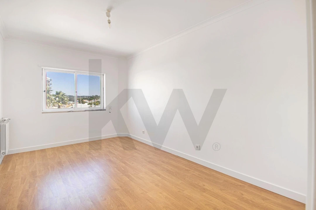 Apartamento T3 para Venda em Ericeira Foto 3
