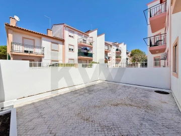 Moradia T3 para Venda em Azeitão (São Lourenço e São Simão)