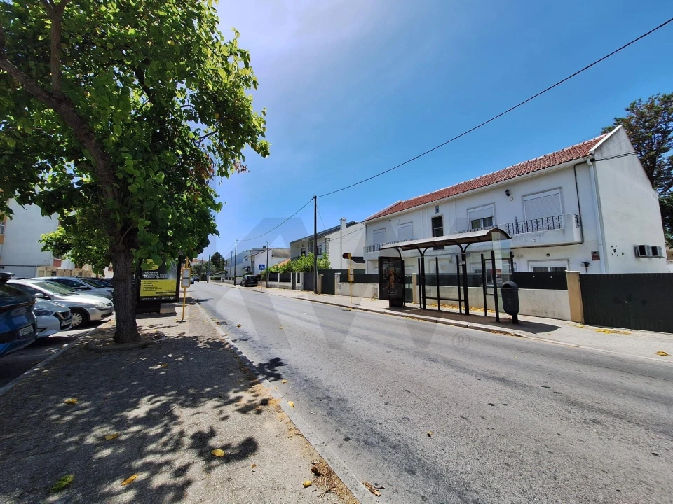 Apartamento T2 para Venda em Seixal, Arrentela e Aldeia de Paio Pires Foto 1
