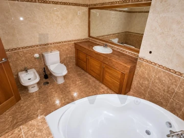 Apartamento T3 para Venda em Santa Maria e São Miguel, São Martinho, São Pedro Penaferrim