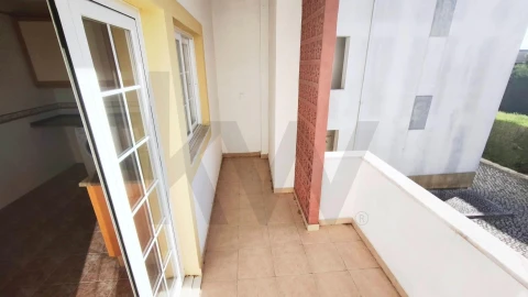 Apartamento T3 para Venda em Santa Maria e São Miguel, São Martinho, São Pedro Penaferrim