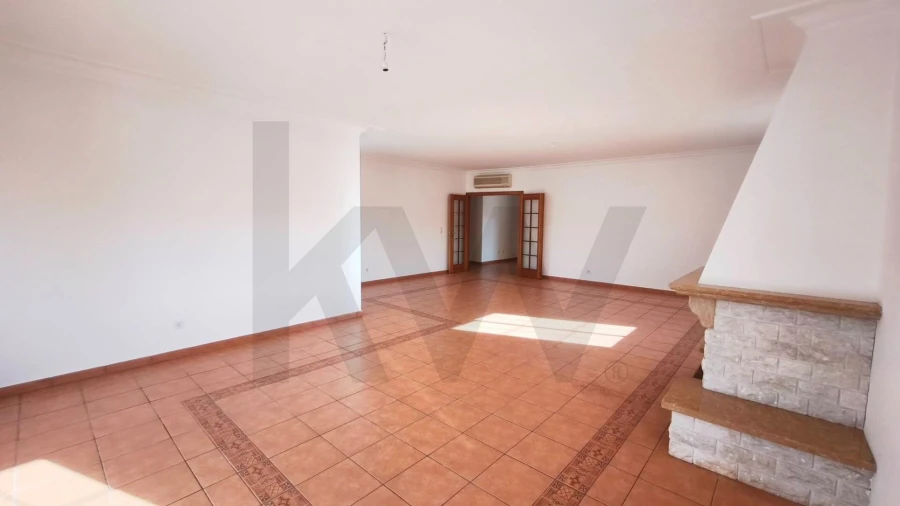 Apartamento T3 para Venda em Santa Maria e São Miguel, São Martinho, São Pedro Penaferrim Foto 3