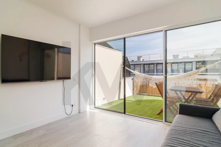 Apartamento T1 para Venda em Costa da Caparica Foto 8