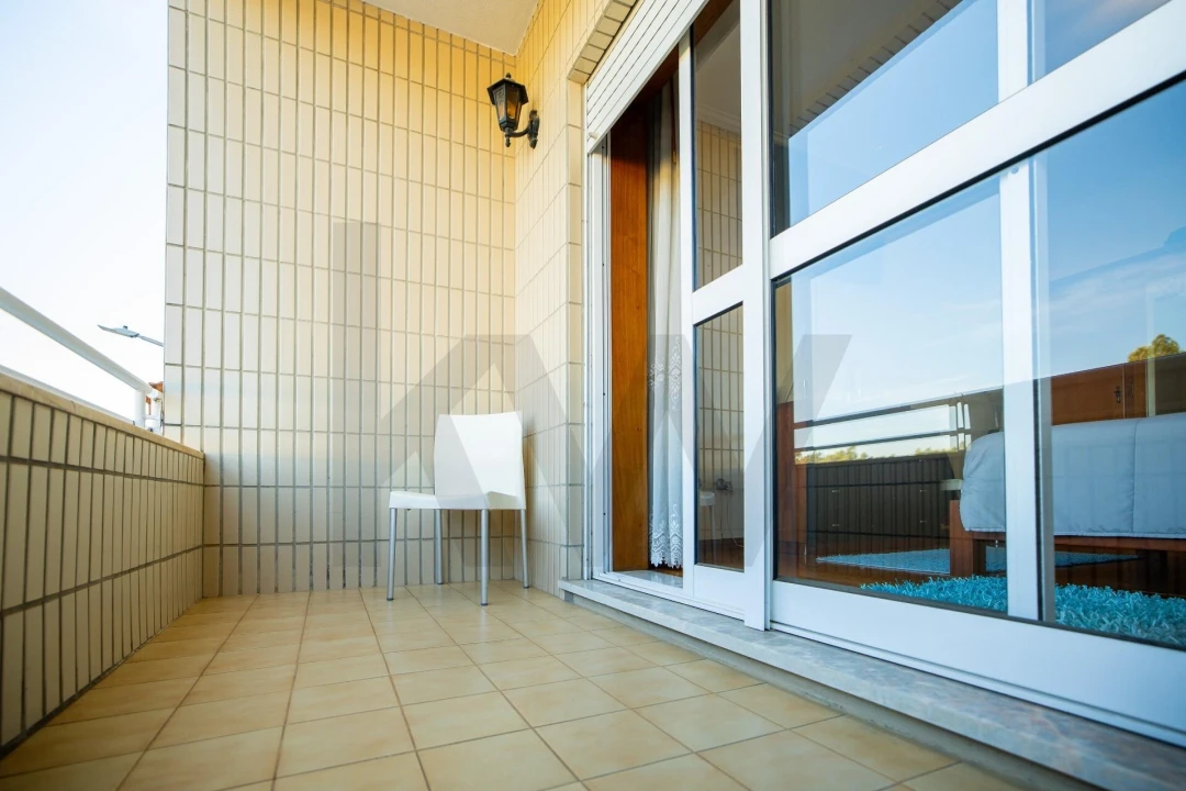 Apartamento T2 para Venda em São Roque Foto 19