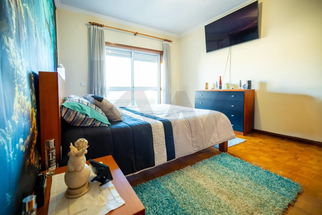 Apartamento T2 para Venda em São Roque Foto 16