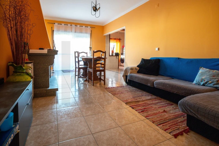 Apartamento T2 para Venda em São Roque Foto 4