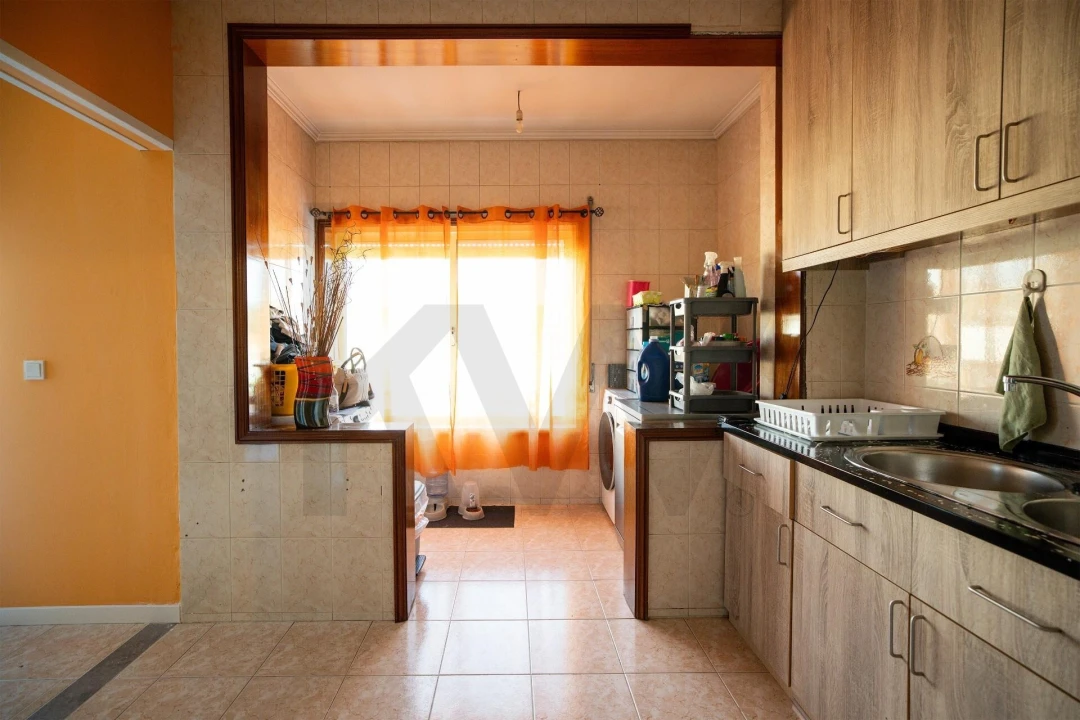 Apartamento T2 para Venda em São Roque Foto 9