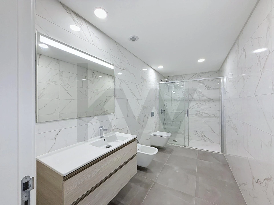 Apartamento T3 para Venda em Lourinhã e Atalaia Foto 19