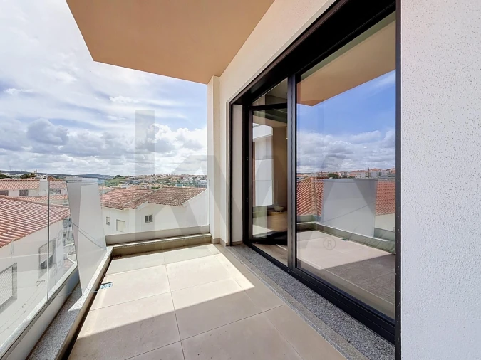 Apartamento T3 para Venda em Lourinhã e Atalaia Foto 47