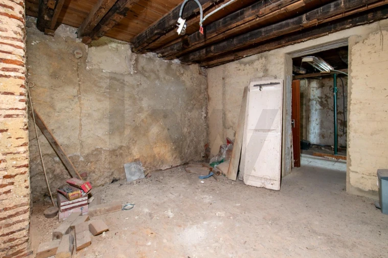 Apartamento T2 para Venda em Arroios Foto 11