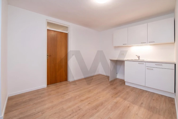 Apartamento T2 para Venda em Arroios Foto 2