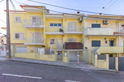 Moradia T3 para Venda em Corroios