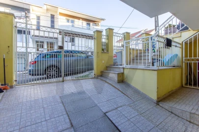 Moradia T3 para Venda em Corroios