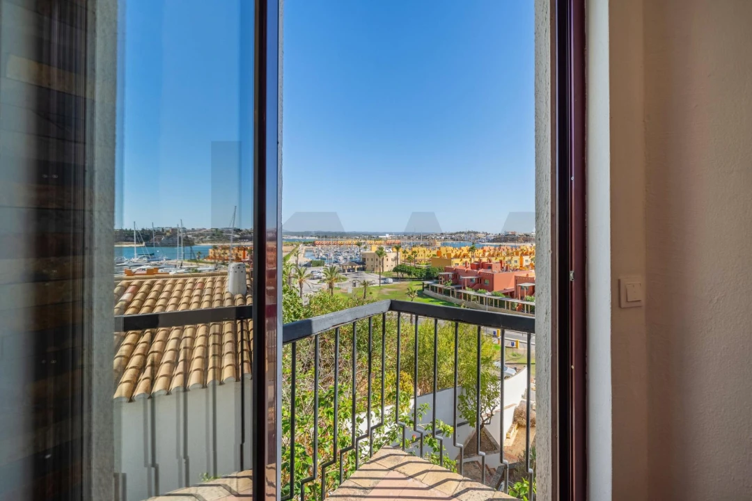 Apartamento T2 para Venda em Portimão Foto 7