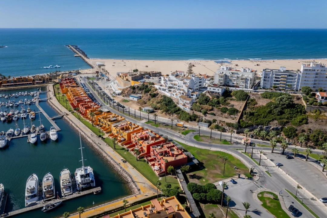 Apartamento T2 para Venda em Portimão Foto 1