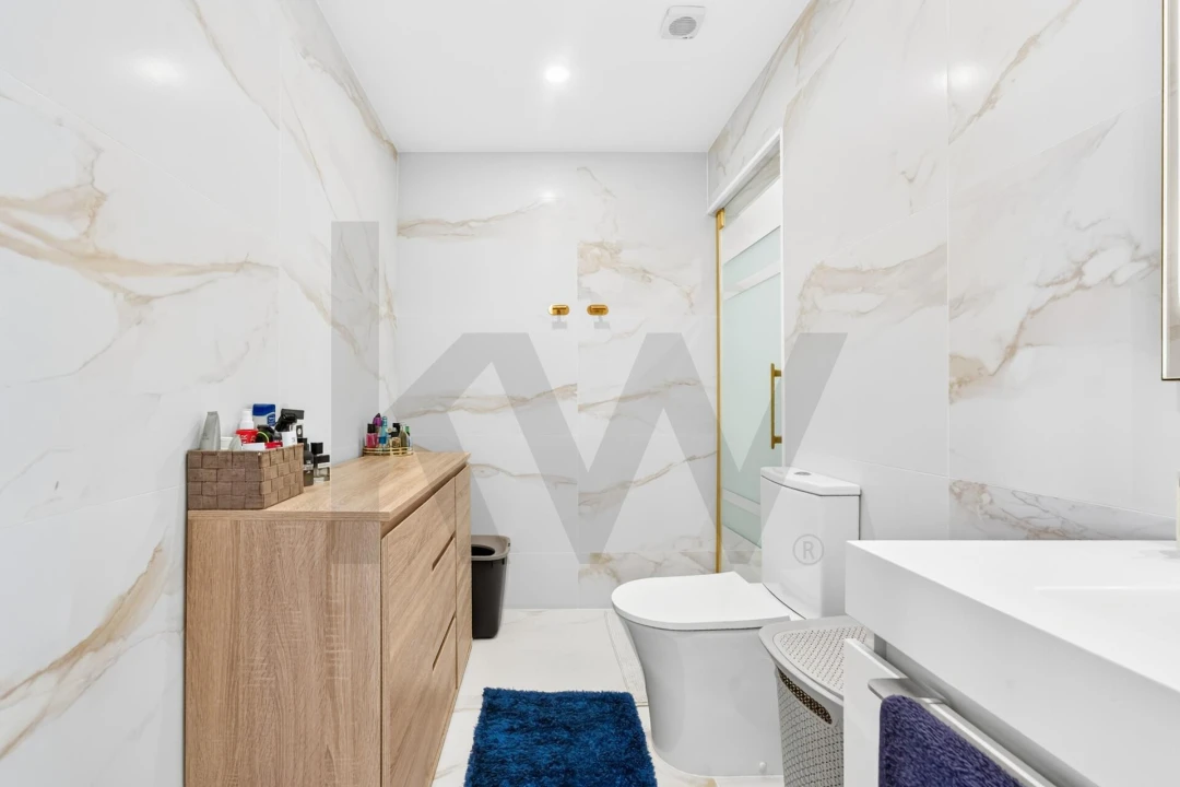 Apartamento T2 para Venda em Camacha Foto 12