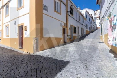 Moradia T2 para Venda em Caia, São Pedro e Alcáçova