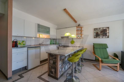 Moradia T4 para Venda em Poiares (Santo Andre)