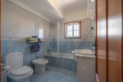 Moradia T4 para Venda em Poiares (Santo Andre)